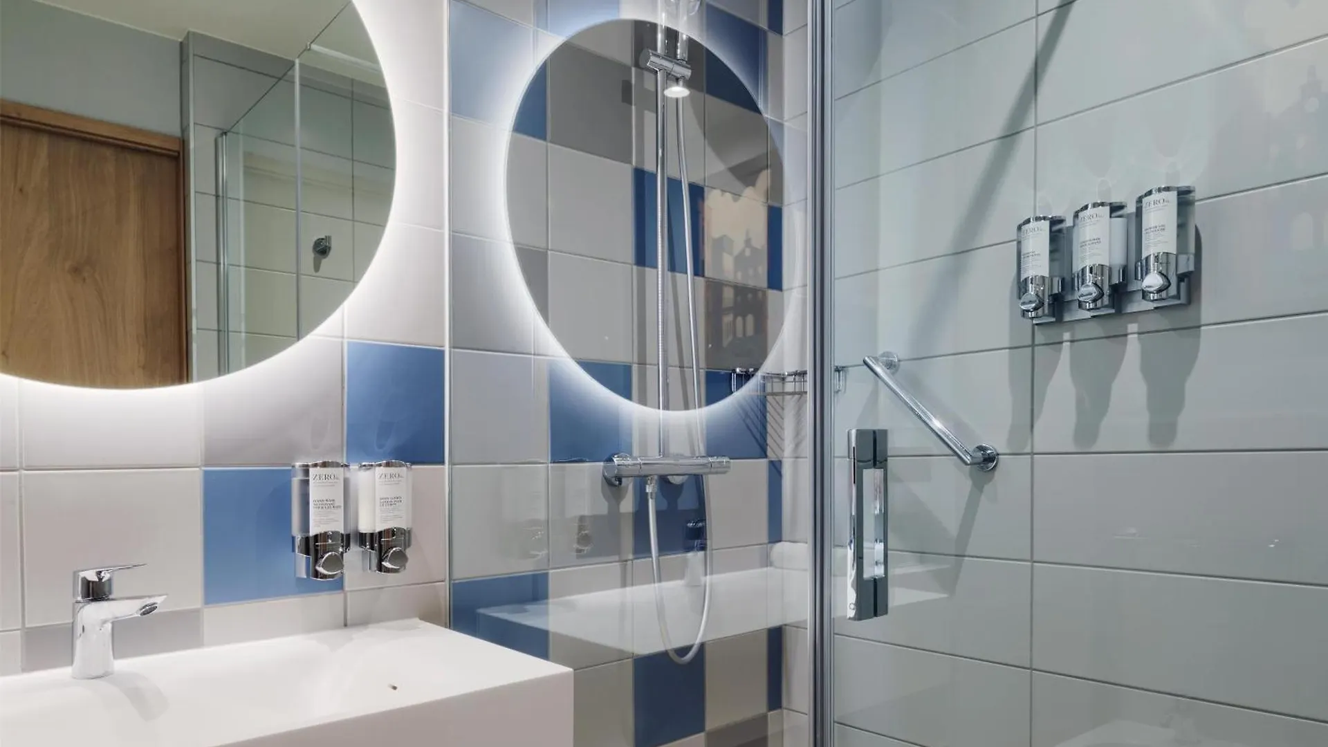 Hampton By Hilton Venice Isola Nuova Hotel